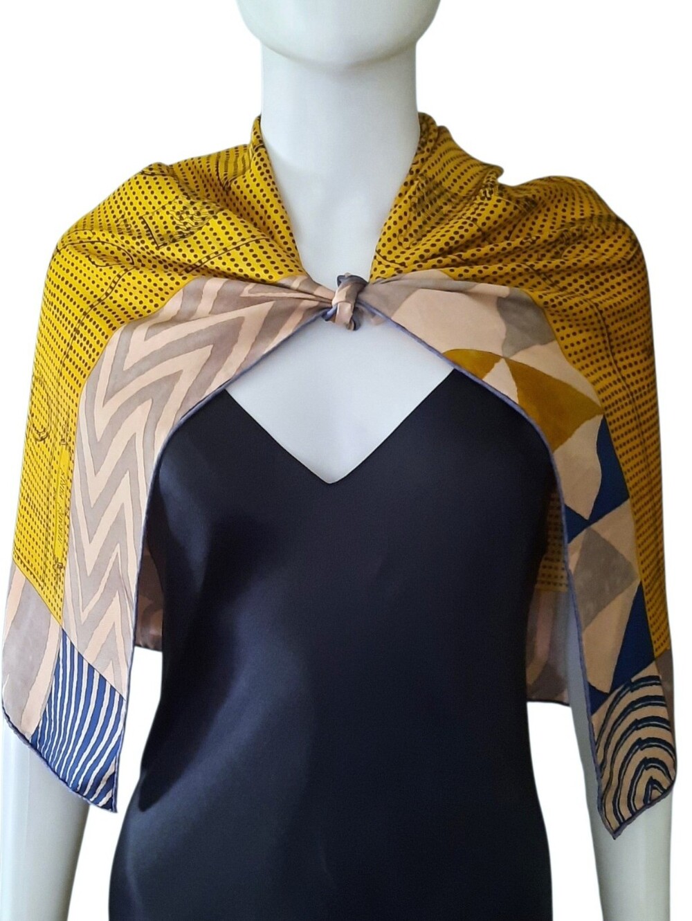 HERMÈS Manufacture De Boucleries Detail Wash Silk Scarf 90cm Gold/Brown/Multi